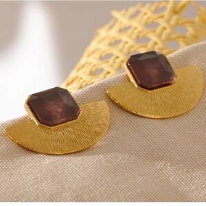 18K Gold Plated Vintage Brown Stud Earrings